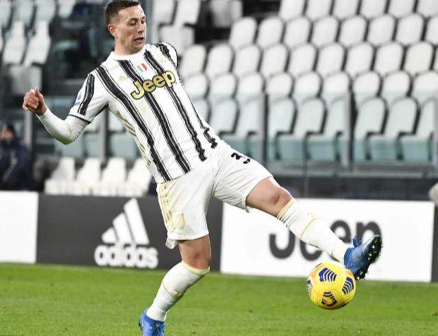 1614826591770028275.jpg bernardeschi.jpg